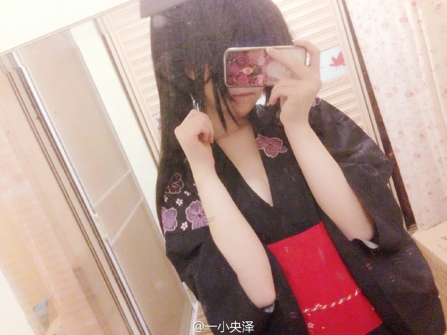 Yi Xiaoyangze NO.0000 Weibo Mixed Photos [660P-635M] (661 photos) - Yi Xiao Yang Ze (一小央泽) - Photo 56 of 661