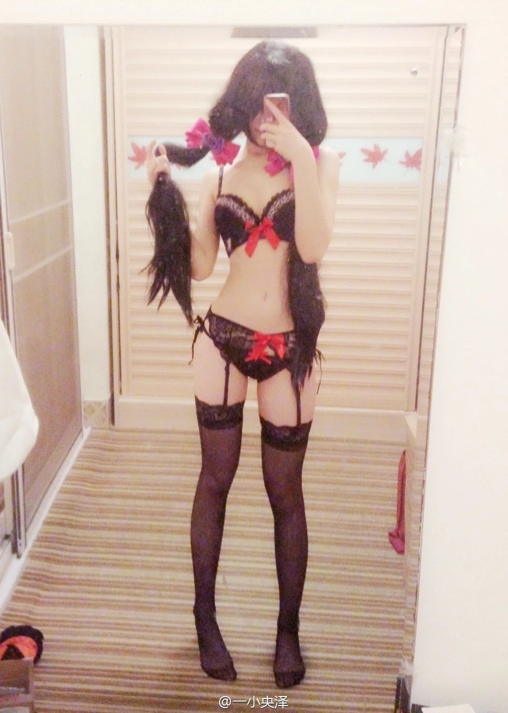 Yi Xiaoyangze NO.0000 Weibo Mixed Photos [660P-635M] (661 photos) - Yi Xiao Yang Ze (一小央泽) - Photo 263 of 661