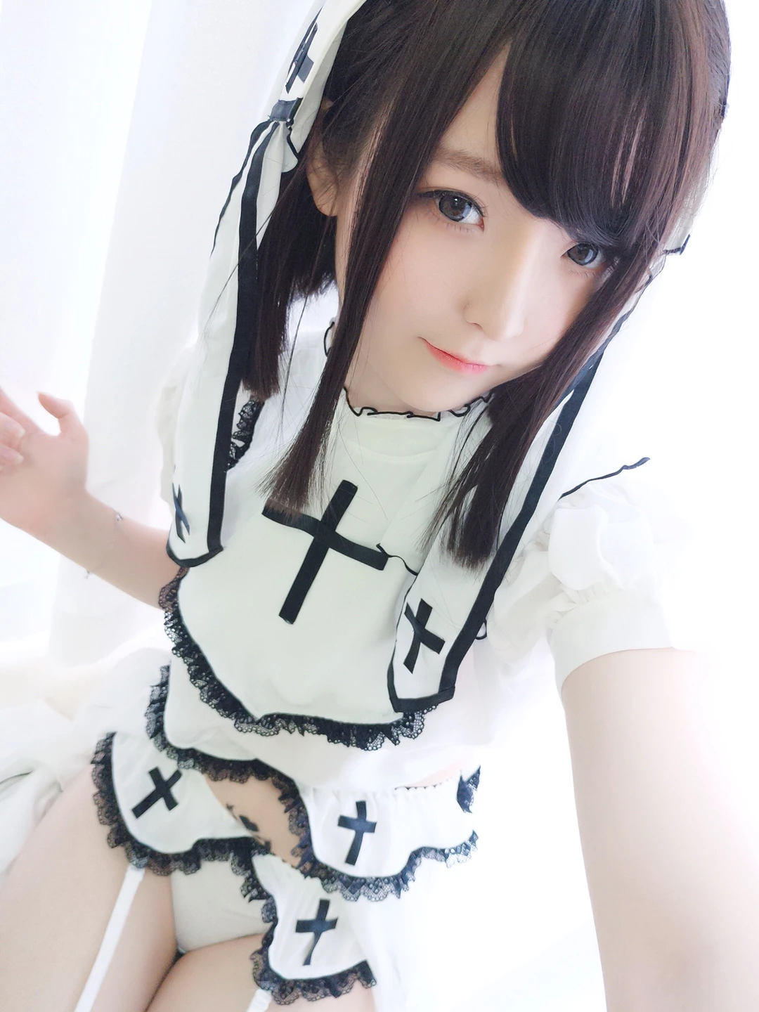 Yi Xiao Yang Zi NO.004 White Nun [32P9V-170M] (32 photos) - Yi Xiao Yang Ze (一小央泽) - Photo 7 of 32