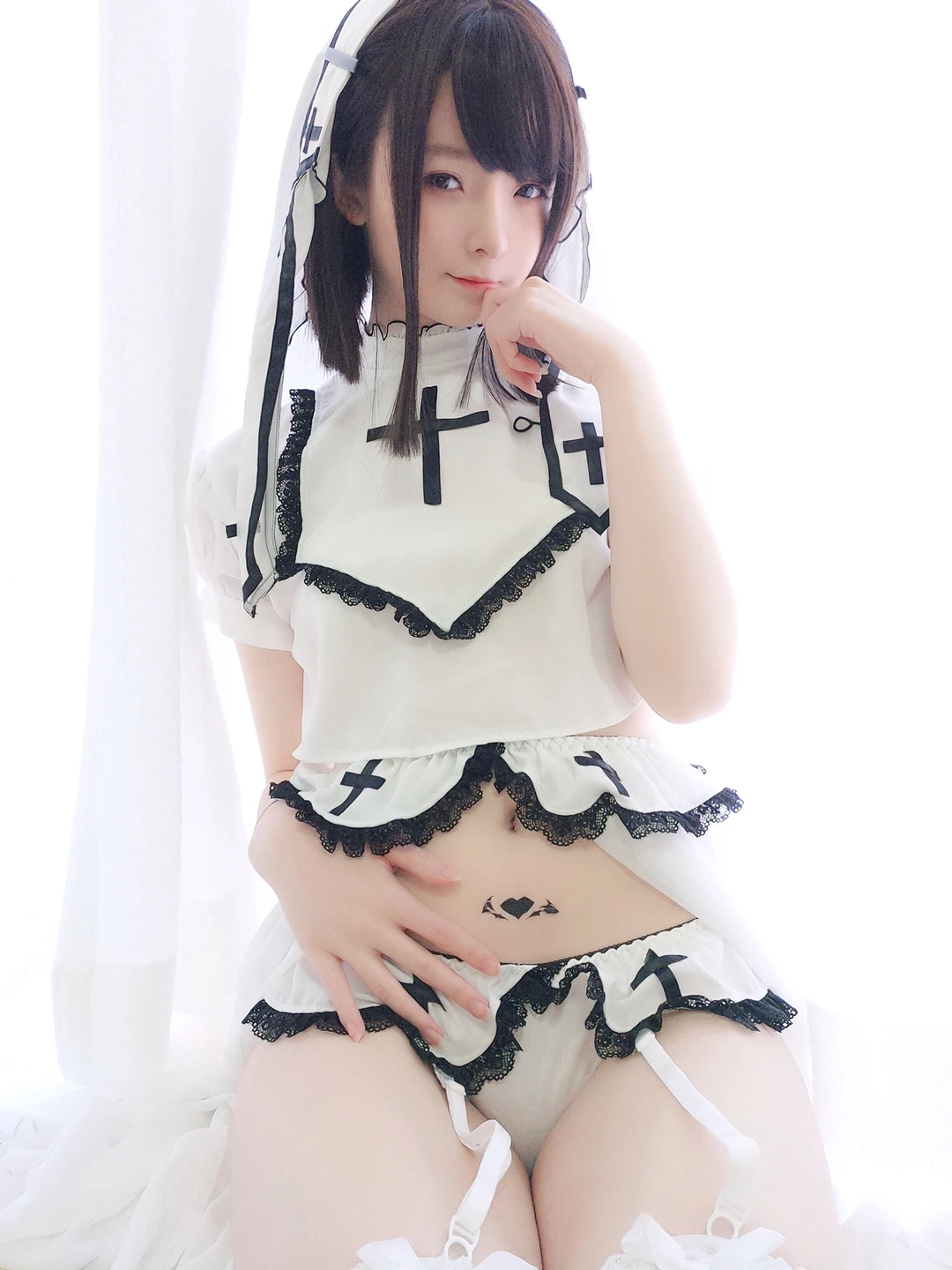 Yi Xiao Yang Zi NO.004 White Nun [32P9V-170M] (32 photos) - Yi Xiao Yang Ze (一小央泽) - Photo 14 of 32