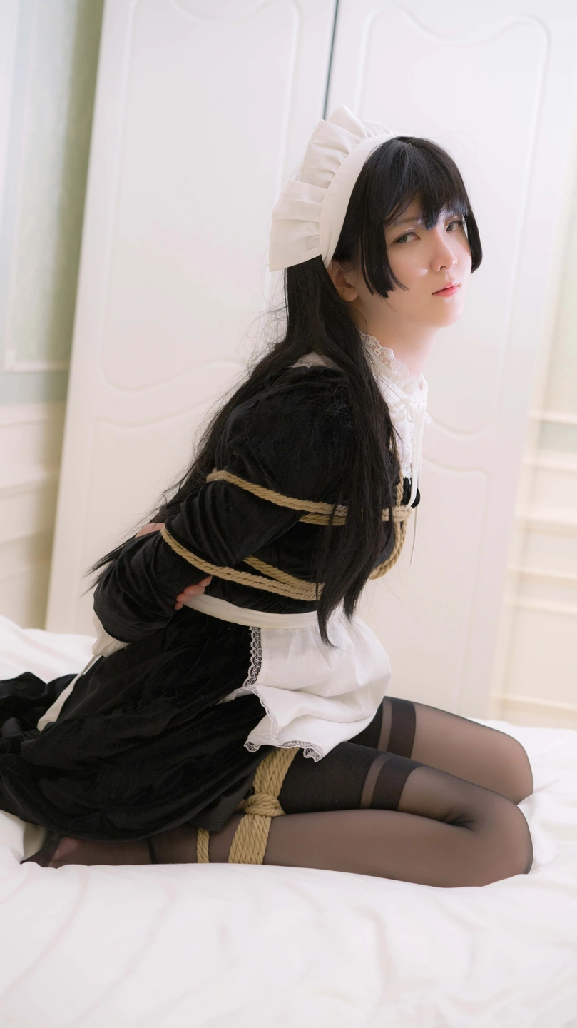 Yi Xiaoyangze No.012 Bondage [31P-47M] (31 photos) - Yi Xiao Yang Ze (一小央泽) - Photo 18 of 31