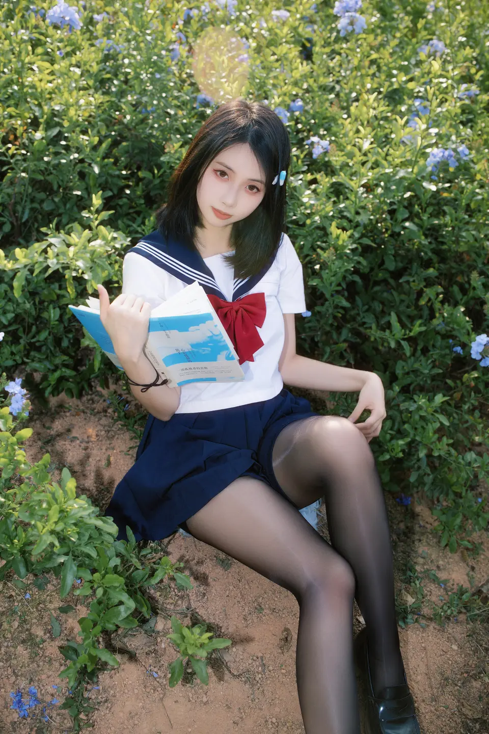 Seven Red Beans - No.002 Red Bean Blue Flower JK (39 photos) - Qi Zhi Hong Dou (七只红豆) - Photo 3 of 39