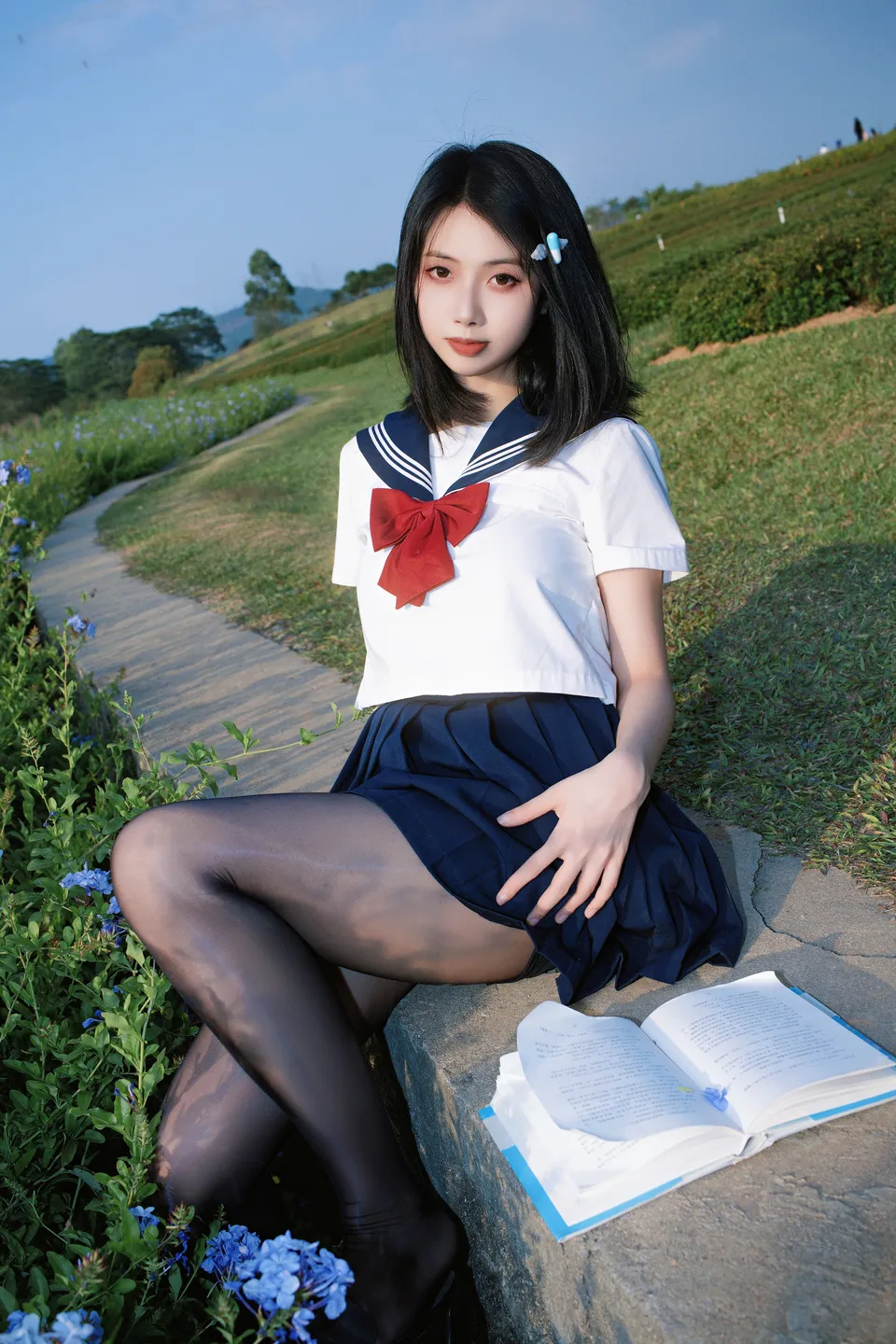 Seven Red Beans - No.002 Red Bean Blue Flower JK (39 photos) - Qi Zhi Hong Dou (七只红豆) - Photo 23 of 39