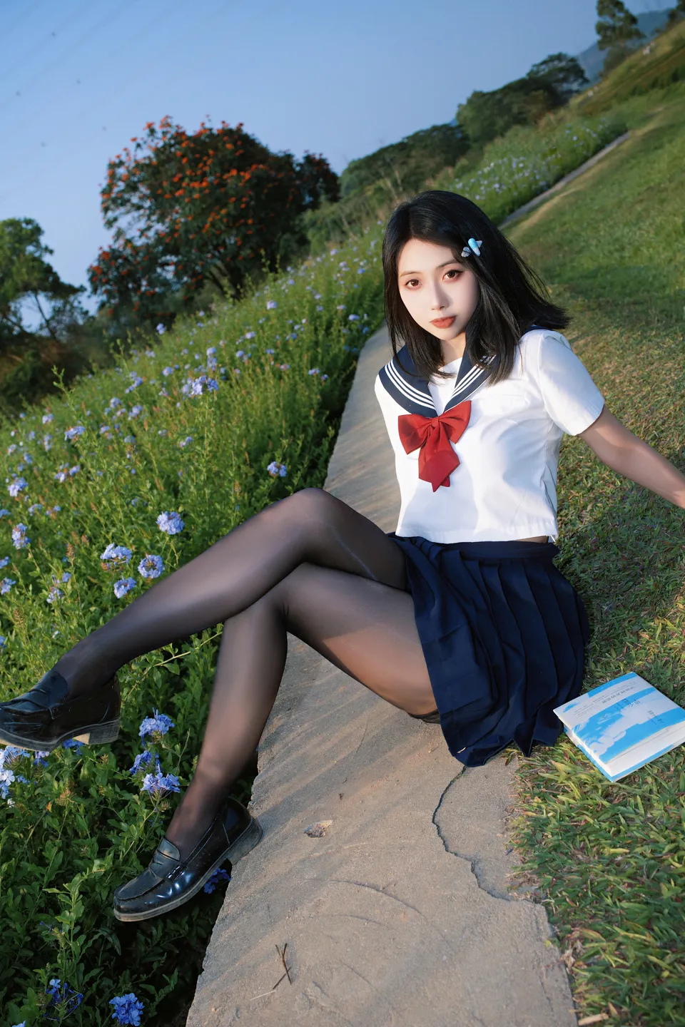 Seven Red Beans - No.002 Red Bean Blue Flower JK (39 photos) - Qi Zhi Hong Dou (七只红豆) - Photo 27 of 39