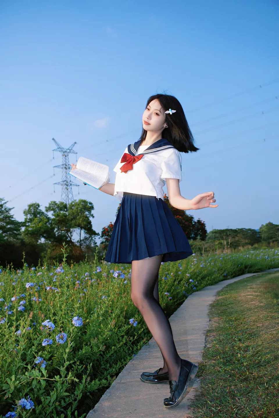 Seven Red Beans - No.002 Red Bean Blue Flower JK (39 photos) - Qi Zhi Hong Dou (七只红豆) - Photo 34 of 39