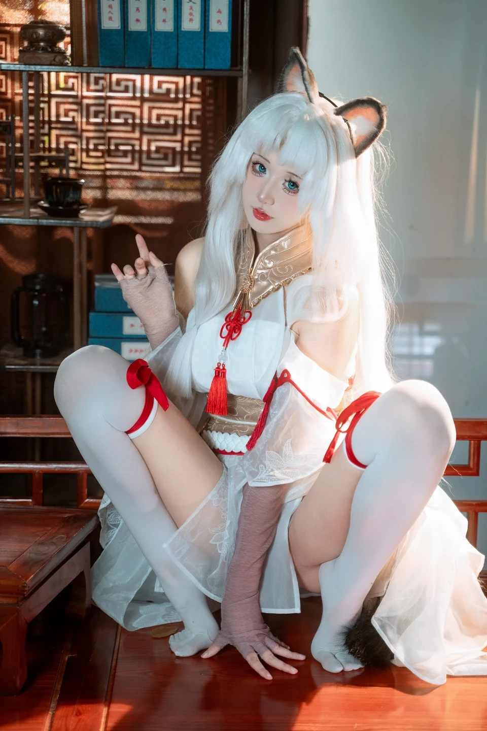 Shi Bei Shang Xiao Mu Shi - Help Hatoko! (41 photos) - Shi Bei Shang Xiao Mu Shi (十悲伤小木十) - Photo 32 of 41