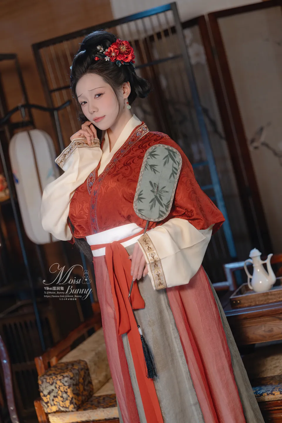 Yao Yi Kou Tu Niang February 2026 Subscription『Galloping Steeds·Golden Lotus Welcoming Spring』 94P,2V 2 (94 photos) - Yao Yi Kou Tu Niang (咬一口兔娘) - Photo 6 of 94
