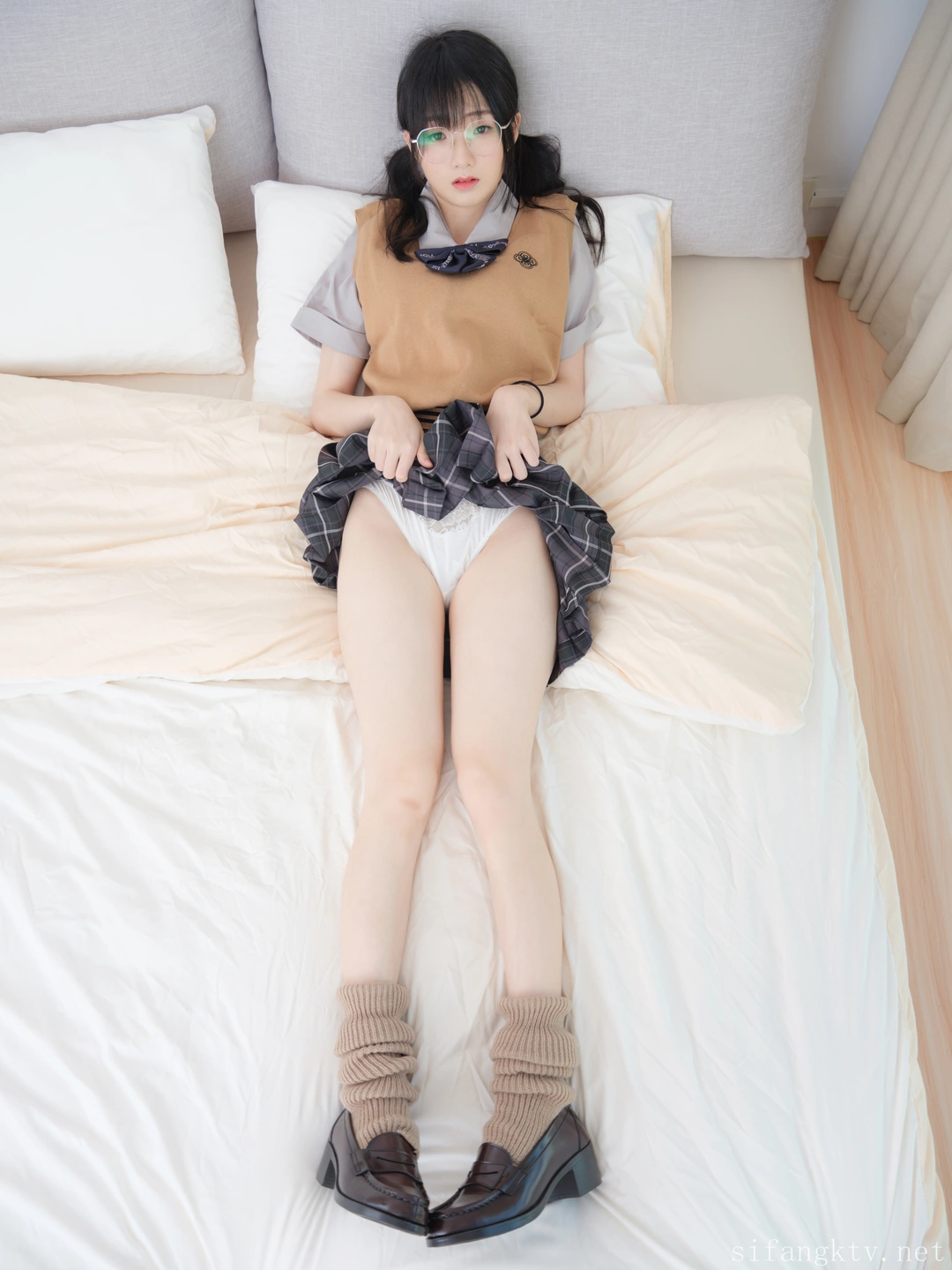Nai Tang Uniform R18 99P1V 1.54G Emergency Project (99 photos) - Nai Tang (奶糖) - Photo 17 of 99