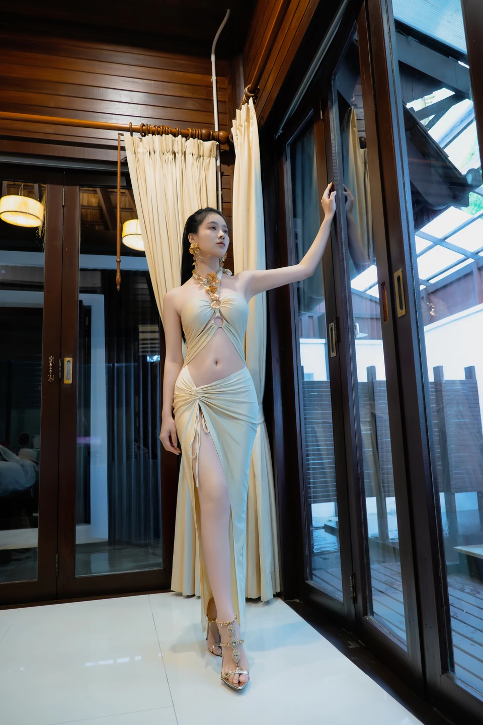 nian-nian - Seaside Venus (80 photos) - Nian Nian (年年) - Photo 5 of 80