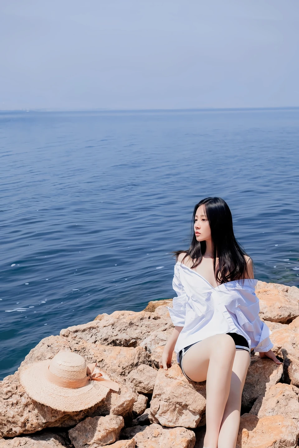 nian-nian - White Shirt (49 photos) - Nian Nian (年年) - Photo 1 of 49