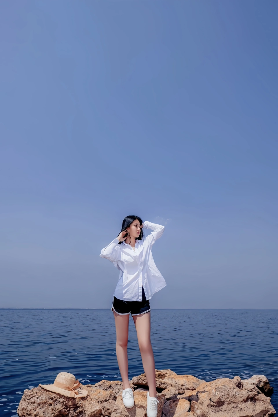nian-nian - White Shirt (49 photos) - Nian Nian (年年) - Photo 38 of 49