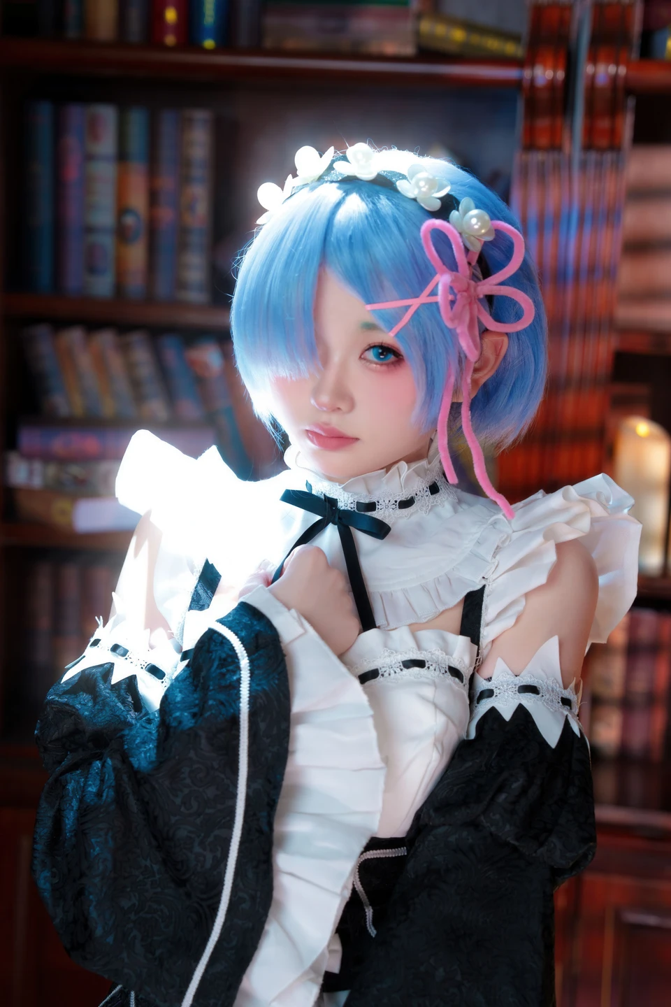 Coser@幼水铃衣 - No.017 Rem - ReZero (108 photos + 1 videos) - You Shui Ling Yi (幼水铃衣) - Photo 2 of 108