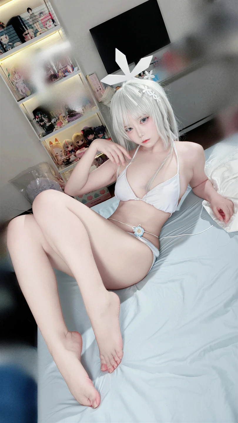 Coser@Yu Zi Miko - No.004 Blue Archive Famous Grass (52 photos) - Yu Zi Miko (御子miko) - Photo 15 of 52