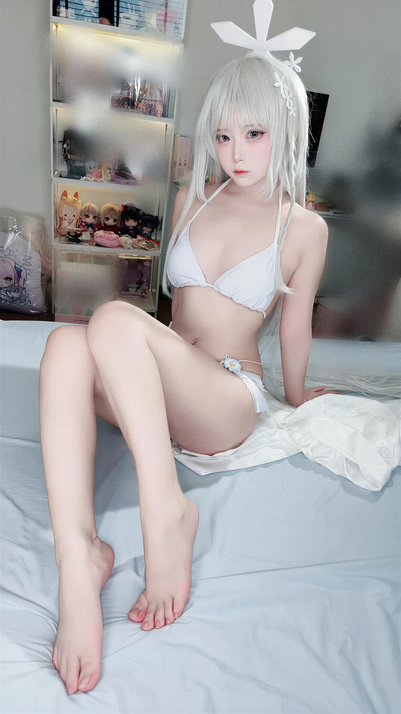 Coser@Yu Zi Miko - No.004 Blue Archive Famous Grass (52 photos) - Yu Zi Miko (御子miko) - Photo 32 of 52