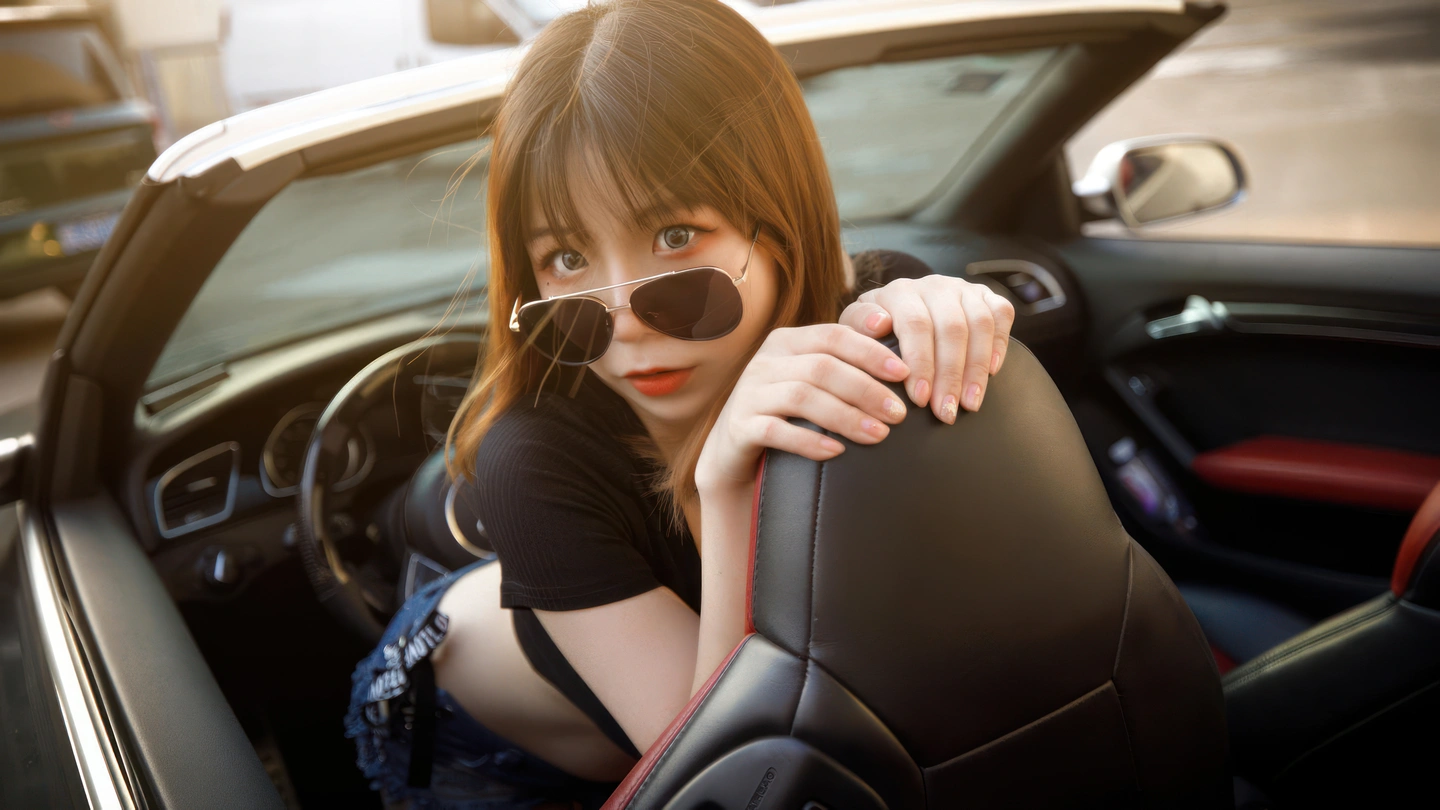 [gravure] wu-yan-xiao-tian-shi-wy - Fashion Car Model (30 photos) - Wu Yan Xiao Tian Shi Wy (无颜小天使wy) - Photo 14 of 30