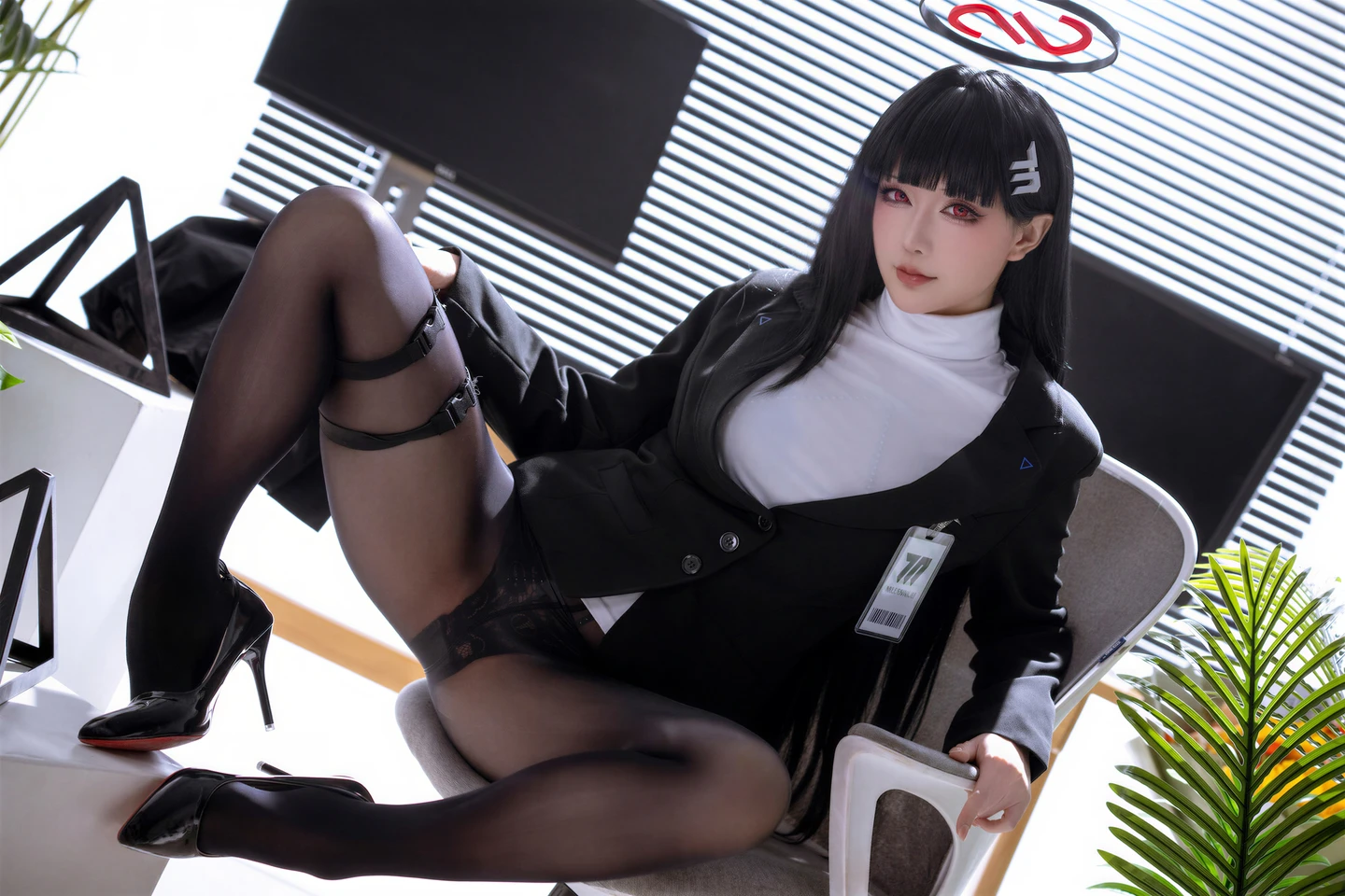Coser@Xing Zhi Chi Chi July 2026 Plan A Blue Archive Shioduki Rio Original Skin Doujin (99 photos) - Xing Zhi Chi Chi (星之迟迟) - Photo 10 of 98