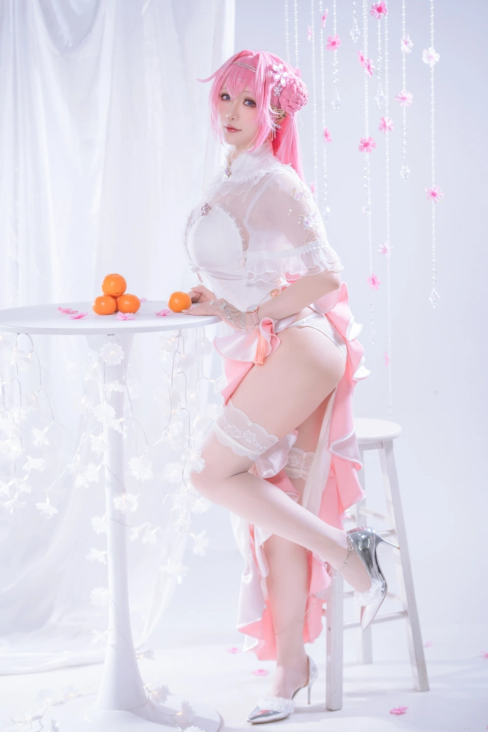 Star's Late Plan D - Goddess of Victory: NIKKE Momo Lish (44 photos) - Xing Zhi Chi Chi (星之迟迟) - Photo 1 of 44