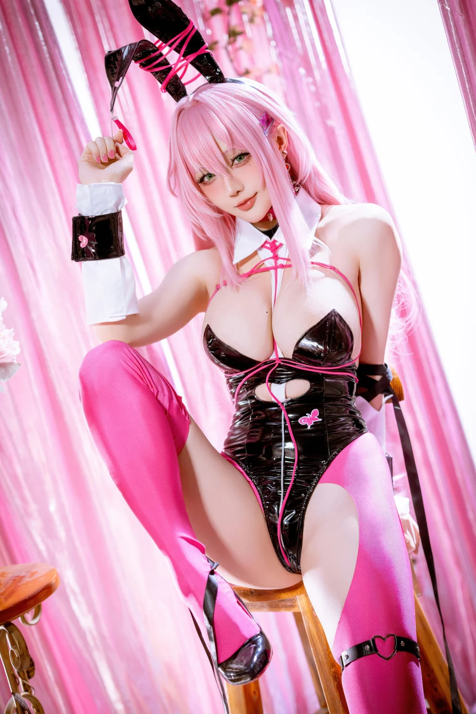 Star's Late Arrival - April 2026 Plan Goddess of Victory: NIKKE Velvet Bunny Girl (48 photos) - Xing Zhi Chi Chi (星之迟迟) - Photo 10 of 48