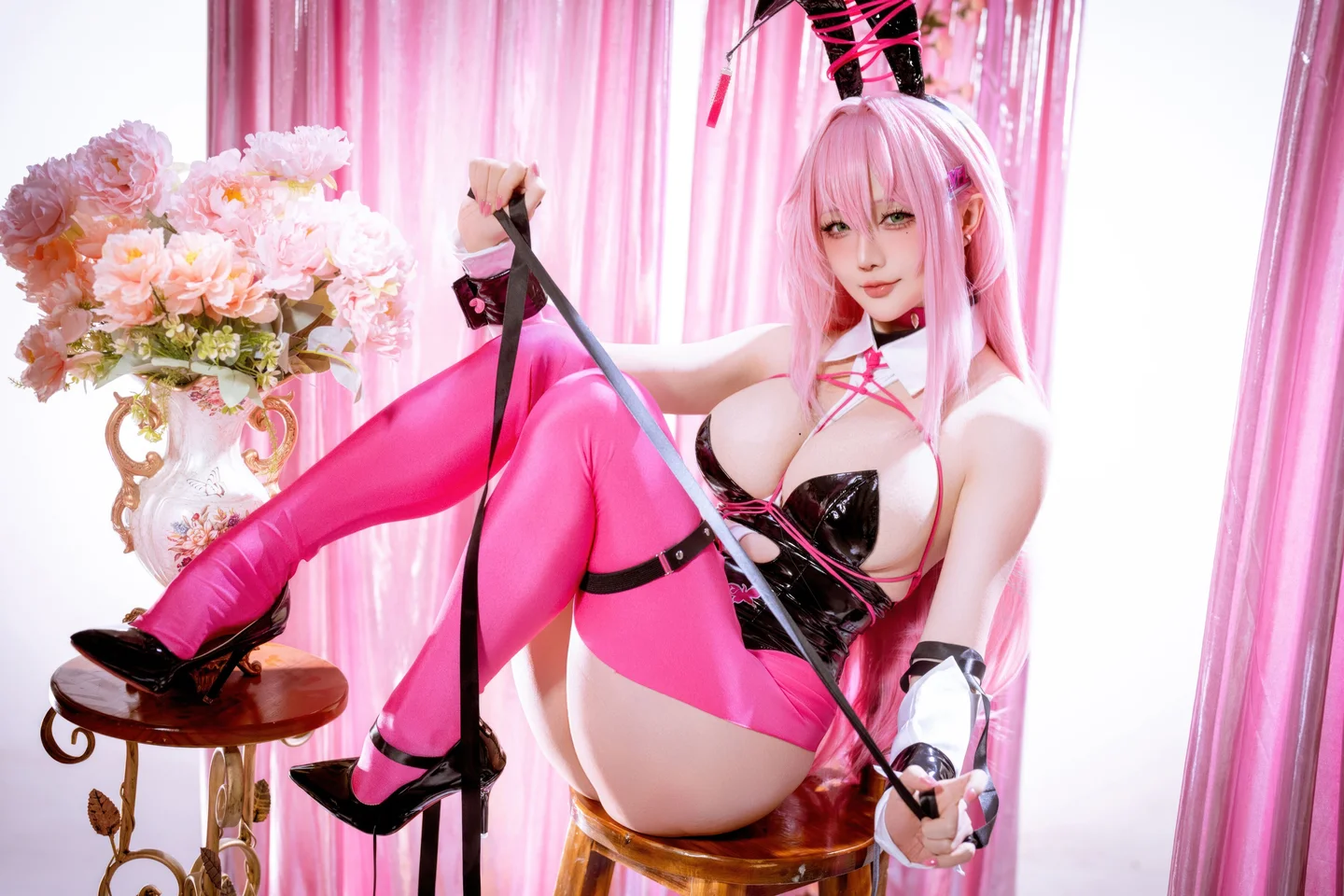 Star's Late Arrival - April 2026 Plan Goddess of Victory: NIKKE Velvet Bunny Girl (48 photos) - Xing Zhi Chi Chi (星之迟迟) - Photo 32 of 48