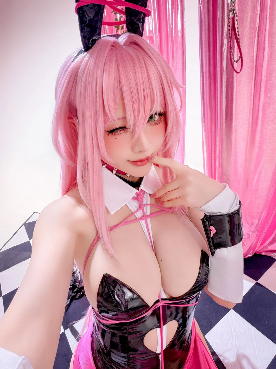 Star's Late Arrival - April 2026 Plan Goddess of Victory: NIKKE Velvet Bunny Girl (48 photos) - Xing Zhi Chi Chi (星之迟迟) - Photo 43 of 48