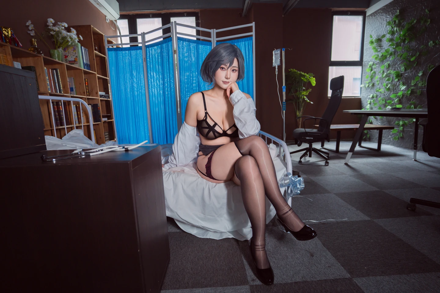 Xing Lan - No.051 The Disqualified Doctor in the Infirmary [68 photos] - Xing Lan (星澜) - Photo 46 of 68