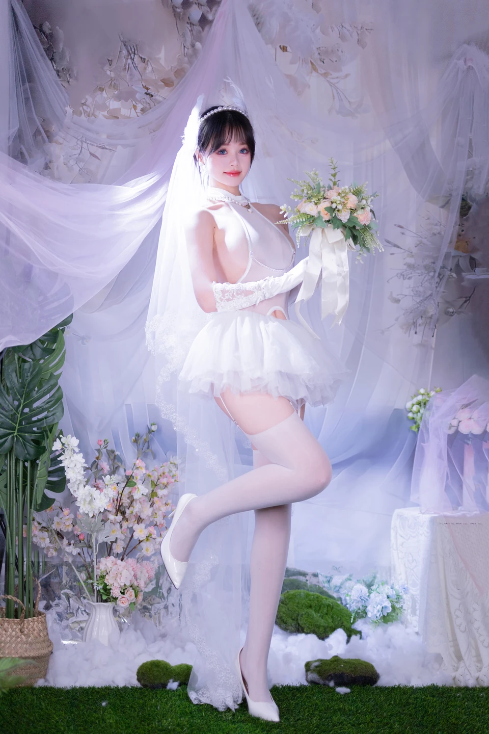 Xing Dai LuLu - No.015 White Stockings Bride (53 photos) - Xing Dai Lu Lu (星黛鹿鹿) - Photo 1 of 53