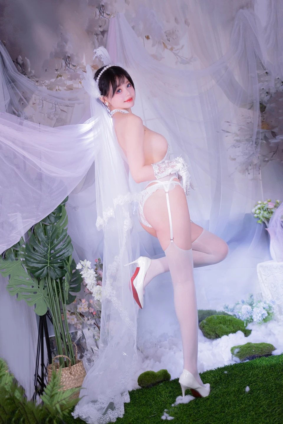 Xing Dai LuLu - No.015 White Stockings Bride (53 photos) - Xing Dai Lu Lu (星黛鹿鹿) - Photo 9 of 53