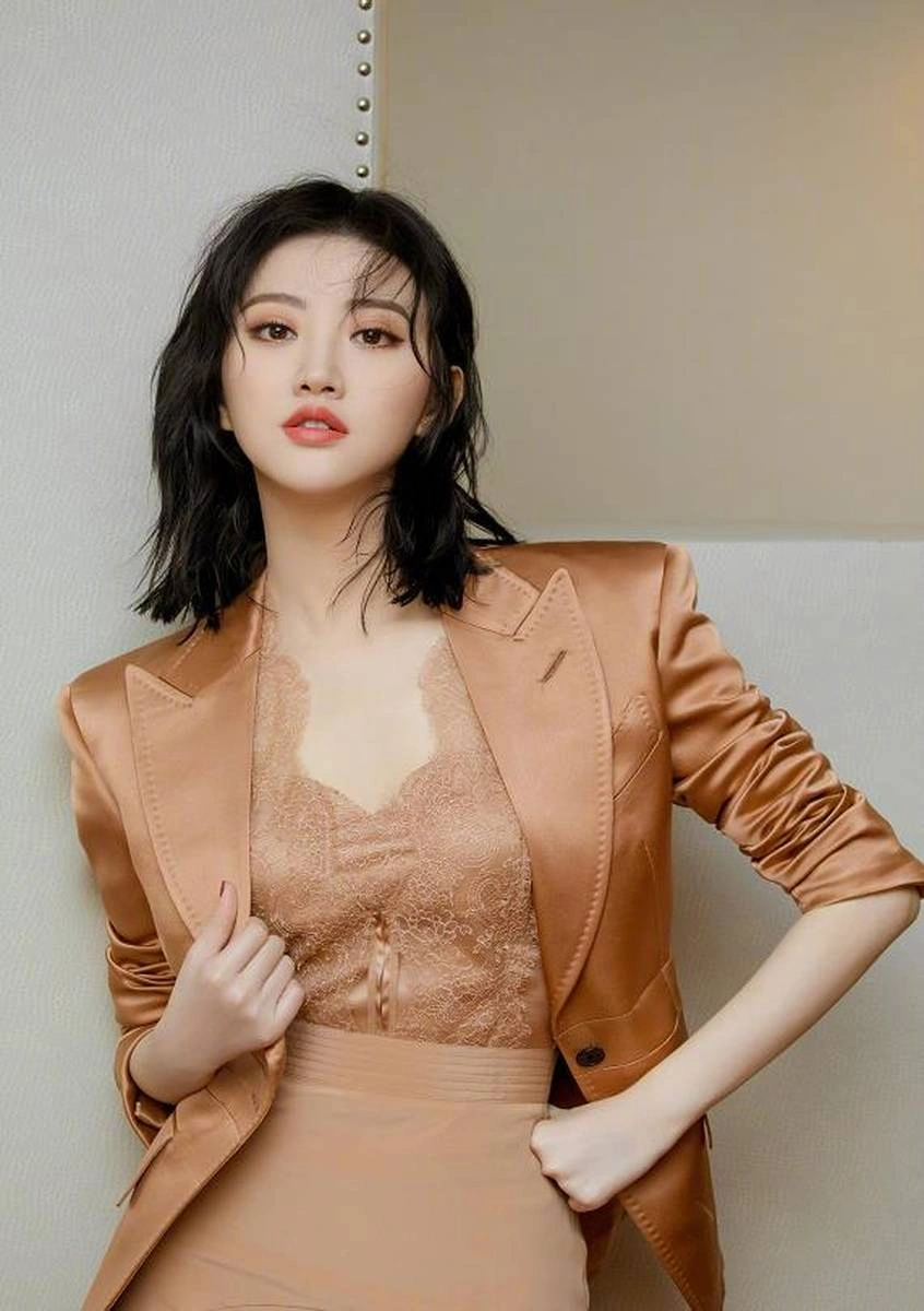 Jing Tian - Magazine Photos - Magazine Fashion Editorial 01 (99 photos) - Jing Tian (景甜) - Photo 85 of 99