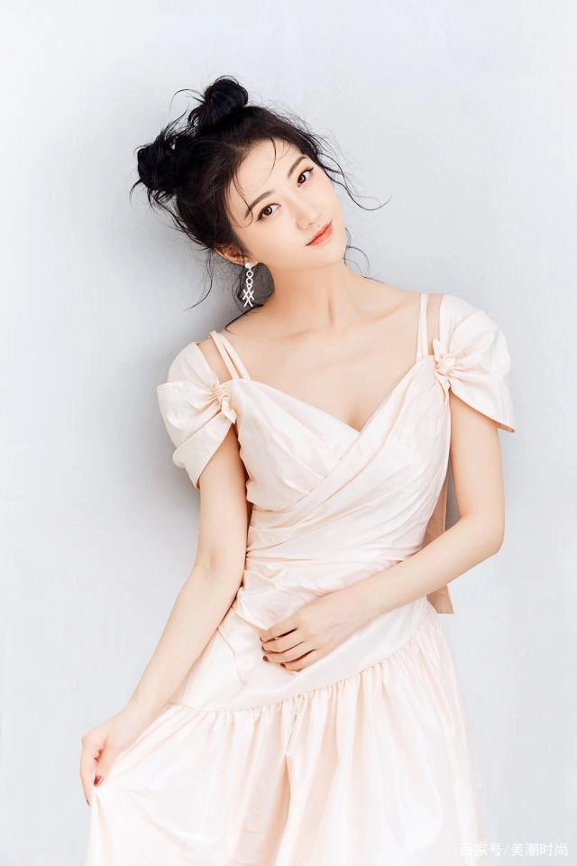 Jing Tian - Magazine Photos - Magazine Fashion Editorial 09 (60 photos) - Jing Tian (景甜) - Photo 16 of 60