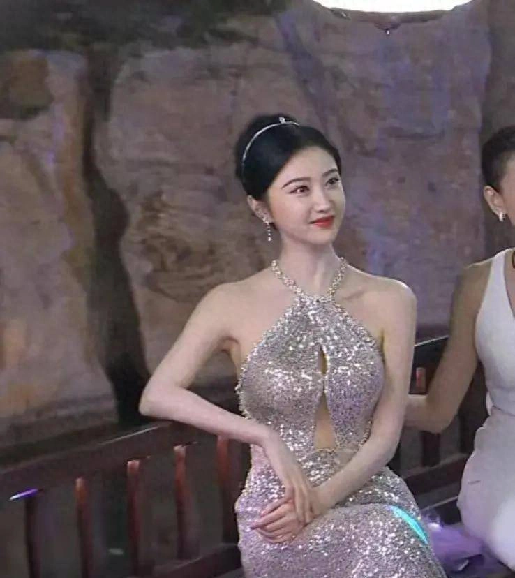 Jing Tian - Magazine Photos - Magazine Fashion Editorial 09 (60 photos) - Jing Tian (景甜) - Photo 45 of 60