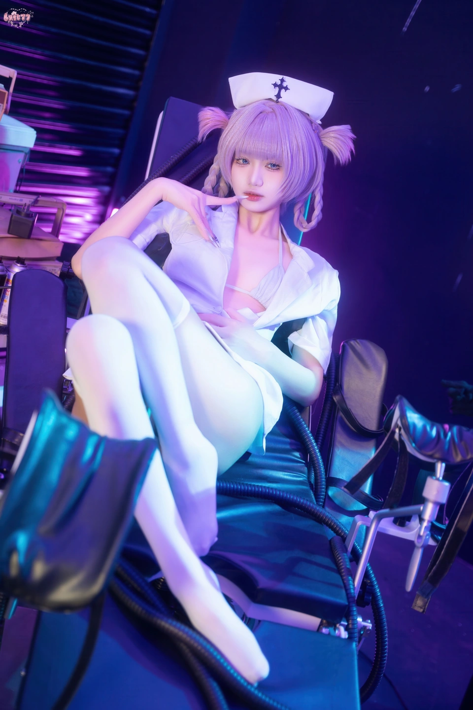 Qi Qi Yao Guai O No.071 Midnight Song · Nurse Outfit Xiao Qin (100 photos) - Qi Qi Yao Guai O (柒柒要乖哦) - Photo 8 of 100