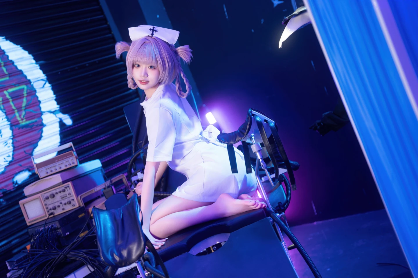 Qi Qi Yao Guai O No.071 Midnight Song · Nurse Outfit Xiao Qin (100 photos) - Qi Qi Yao Guai O (柒柒要乖哦) - Photo 27 of 100