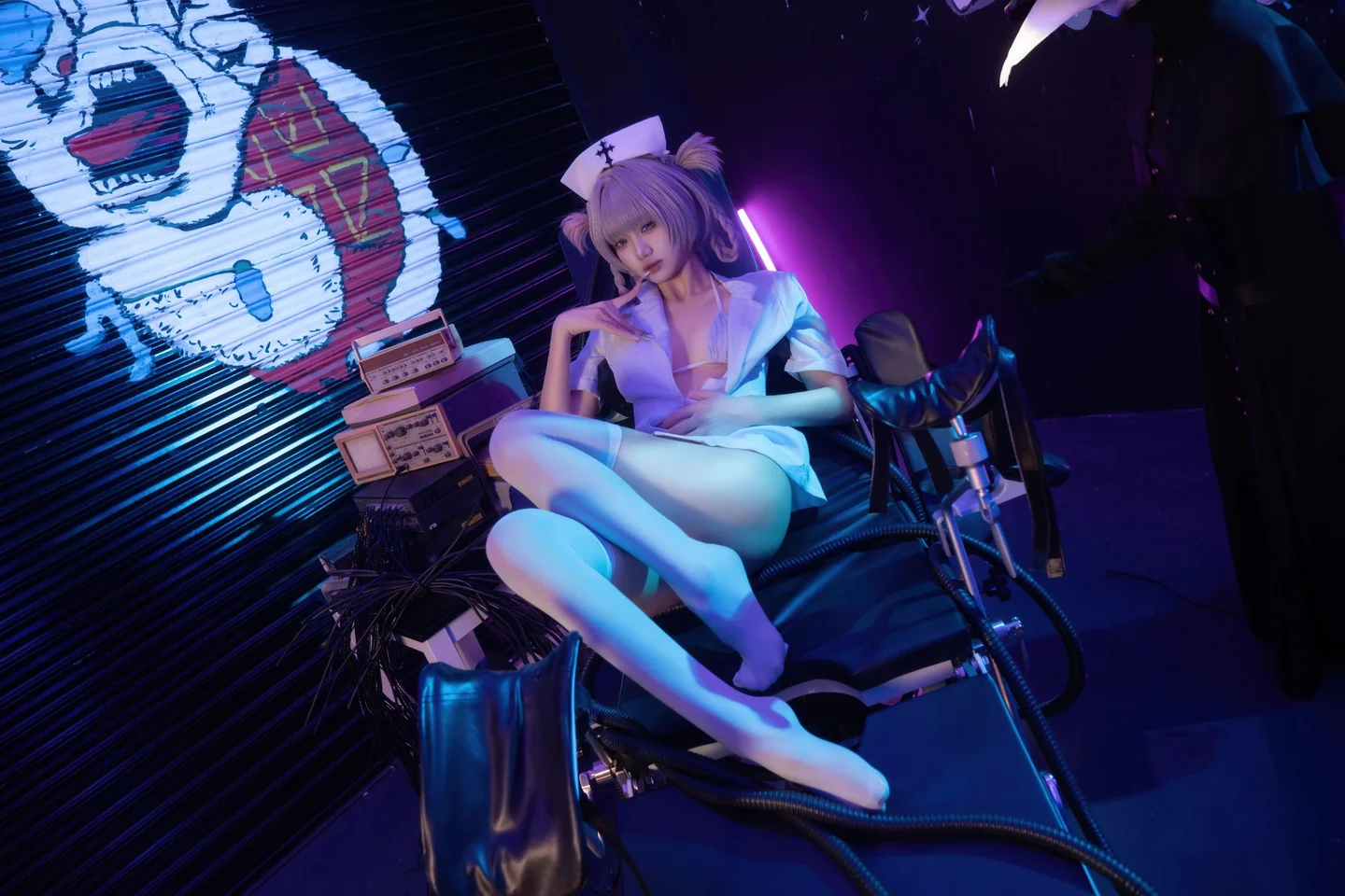 Qi Qi Yao Guai O No.071 Midnight Song · Nurse Outfit Xiao Qin (100 photos) - Qi Qi Yao Guai O (柒柒要乖哦) - Photo 65 of 100
