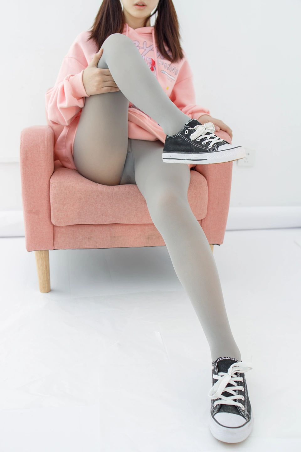 Senluo Consortium - Xiaoye No.002 Internal 017 Vacuum Gray Stockings 80D 137P,1V 5 01GBP (137 photos) - Sen Luo Cai Tuan (森萝财团) - Photo 39 of 137
