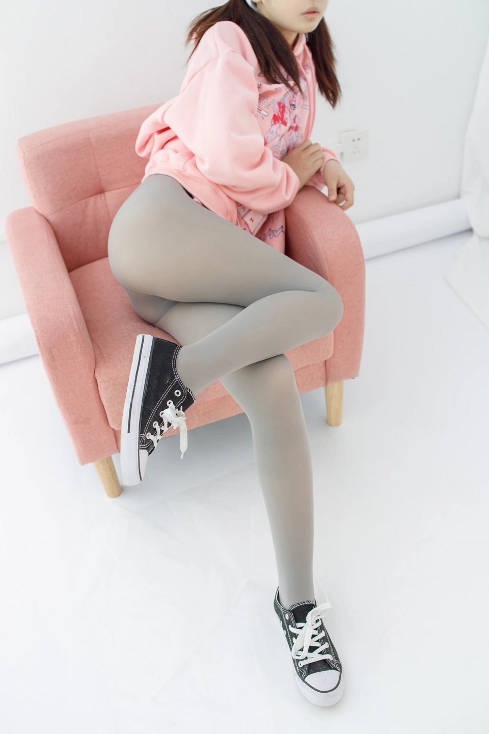 Senluo Consortium - Xiaoye No.002 Internal 017 Vacuum Gray Stockings 80D 137P,1V 5 01GBP (137 photos) - Sen Luo Cai Tuan (森萝财团) - Photo 41 of 137
