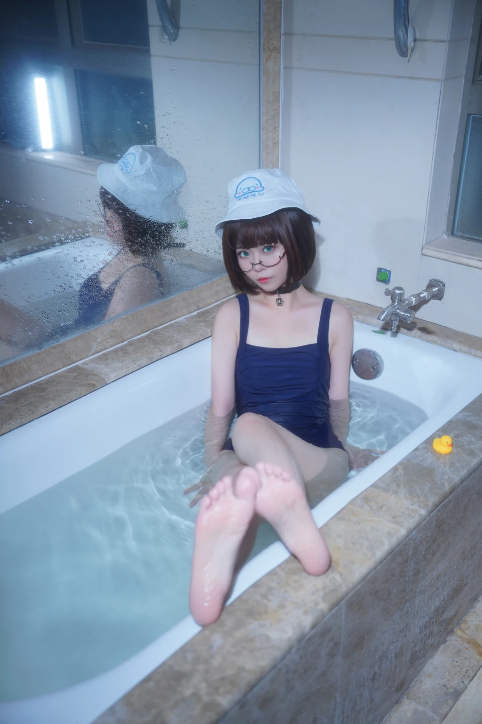Luocheng Snow - No.001 Bathroom Death Milk [39P, (39 photos) - Luo Cheng Xue (洛城雪) - Photo 3 of 39