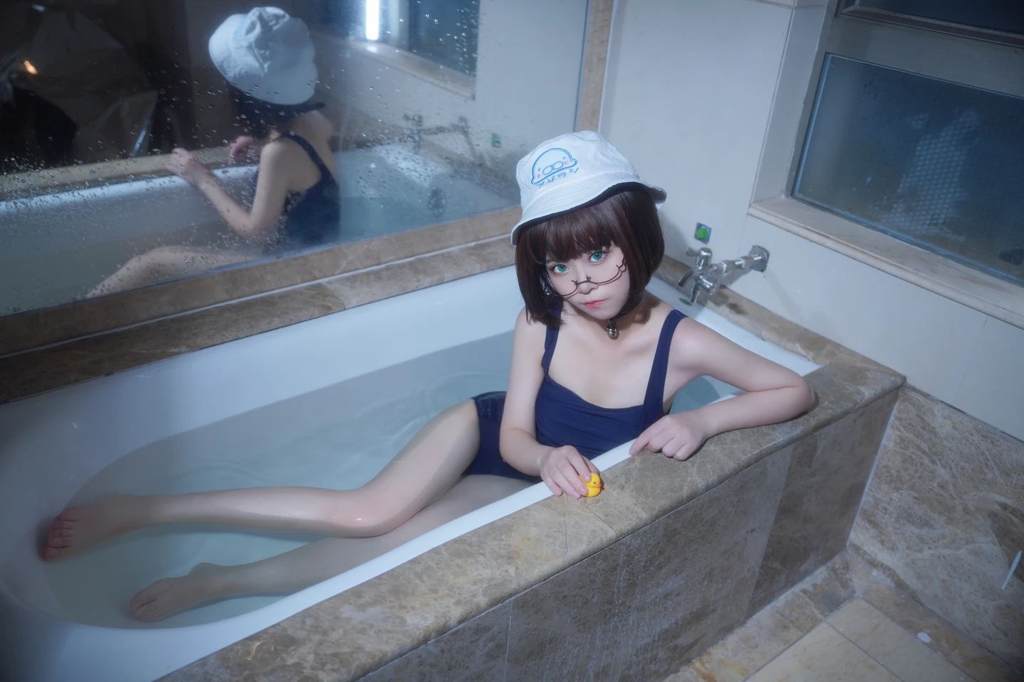 Luocheng Snow - No.001 Bathroom Death Milk [39P, (39 photos) - Luo Cheng Xue (洛城雪) - Photo 18 of 39