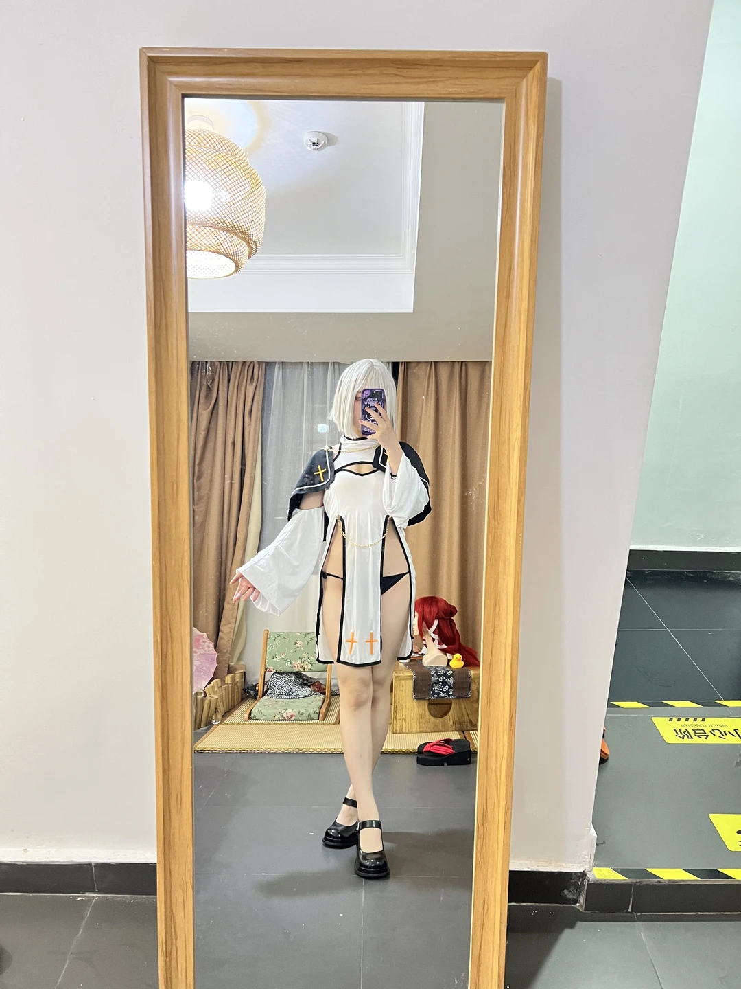 Luocheng Snow - No.002 Purifying Priest (37 photos) - Luo Cheng Xue (洛城雪) - Photo 31 of 37