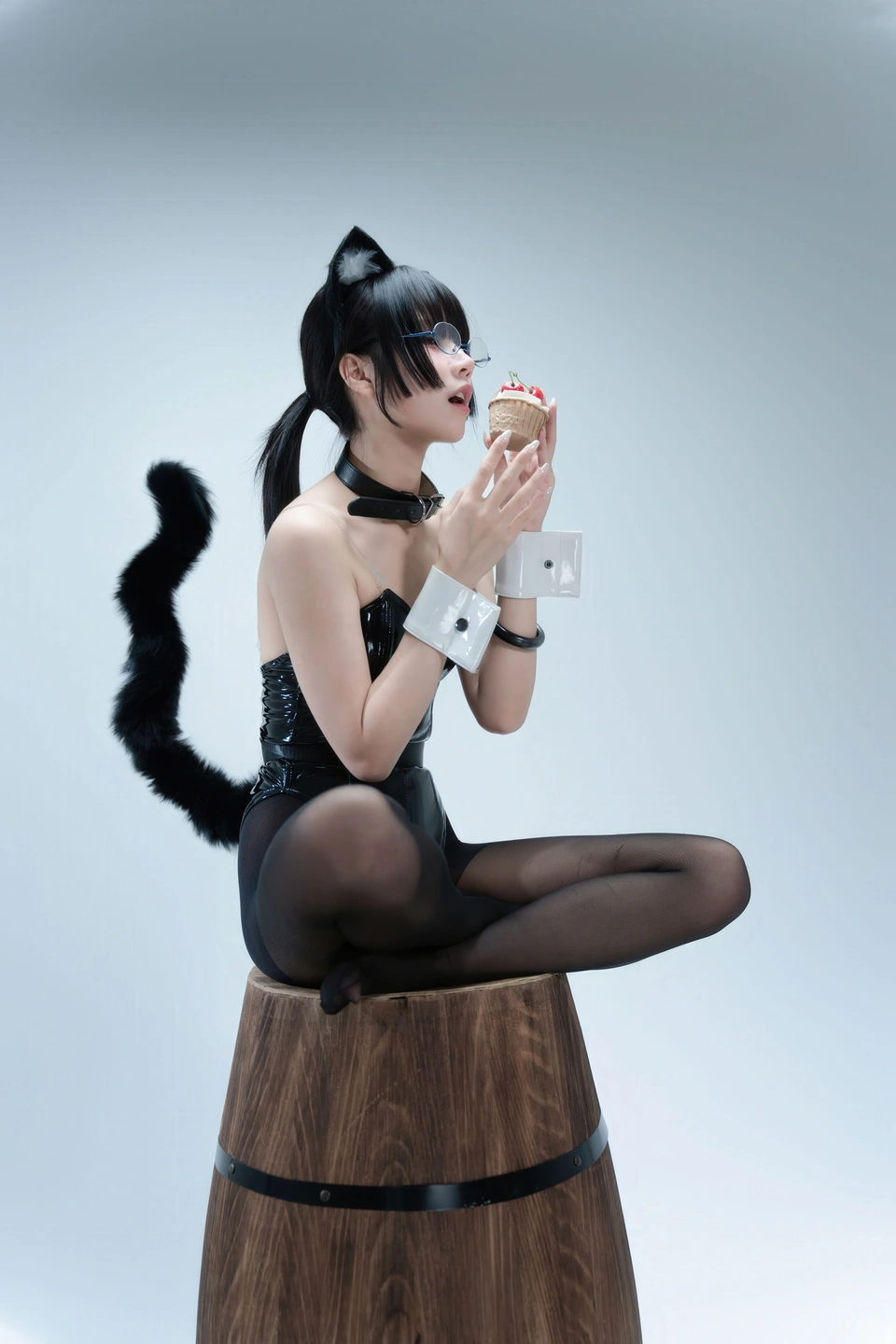 Shimizu Nagi - No.017 Neko Iu Kara Taberu Kekkon (103 photos) - Mao Shuo Ni Ke Yi Chi Dan Gao (猫说你可以吃蛋糕) - Qing Shui Ci (清水凪) - Photo 38 of 103