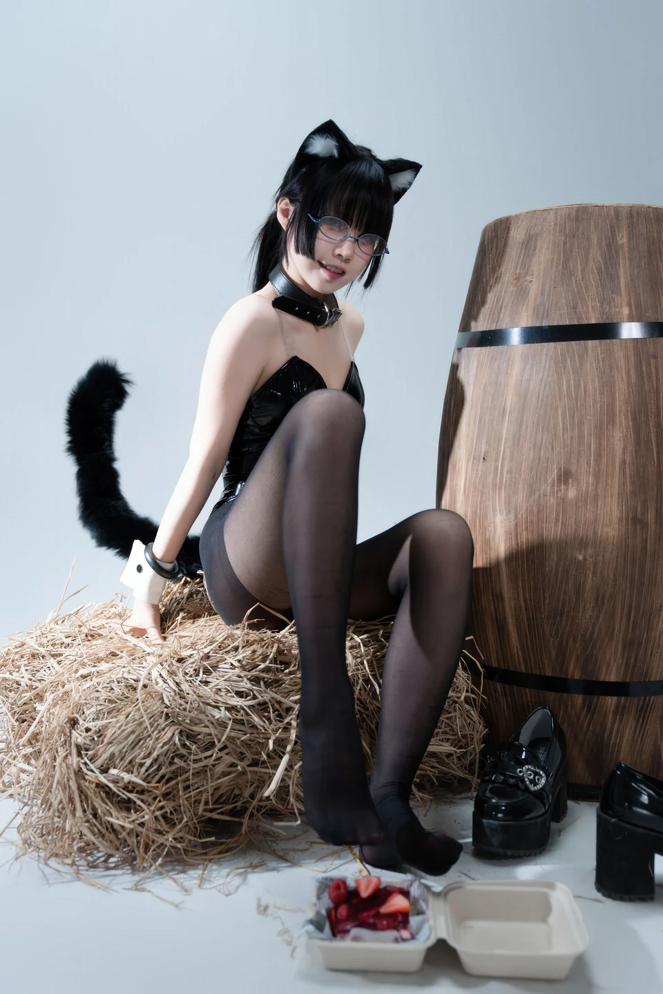 Shimizu Nagi - No.017 Neko Iu Kara Taberu Kekkon (103 photos) - Mao Shuo Ni Ke Yi Chi Dan Gao (猫说你可以吃蛋糕) - Qing Shui Ci (清水凪) - Photo 69 of 103