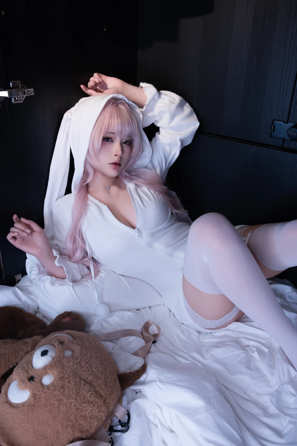 [private] 清水由乃 - No.098 衣柜里的兔子 （71张照片+1段视频） - 清水由乃 - Photo 1 of 71