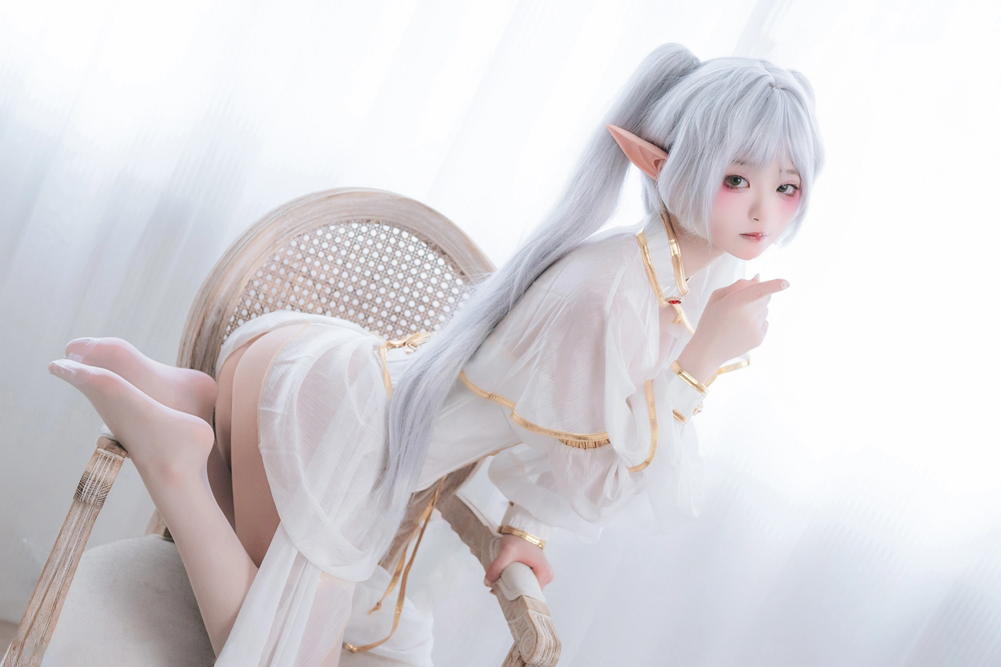 Ai Li - No.003 Frieren: Beyond Journey's End (20 photos) - Ai Li (爱莉) - Photo 19 of 20