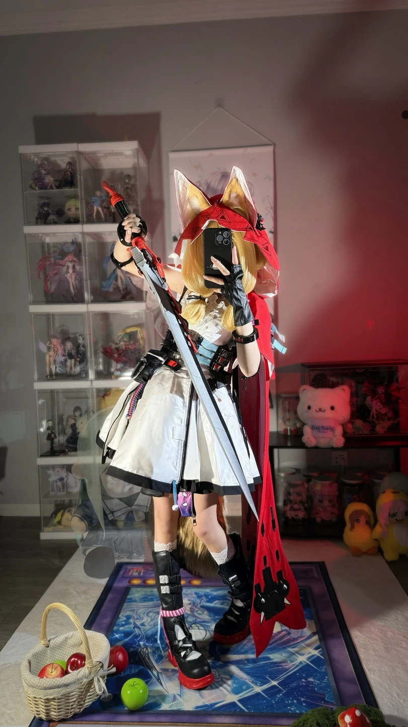 Coser@Bai Li Shirly - No.059 Arknights Luo Xi (148 photos + 29 videos) - Bai Li Shirly (白栎Shirly) - Photo 9 of 148