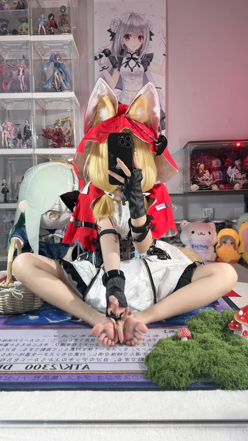 Coser@Bai Li Shirly - No.059 Arknights Luo Xi (148 photos + 29 videos) - Bai Li Shirly (白栎Shirly) - Photo 10 of 148