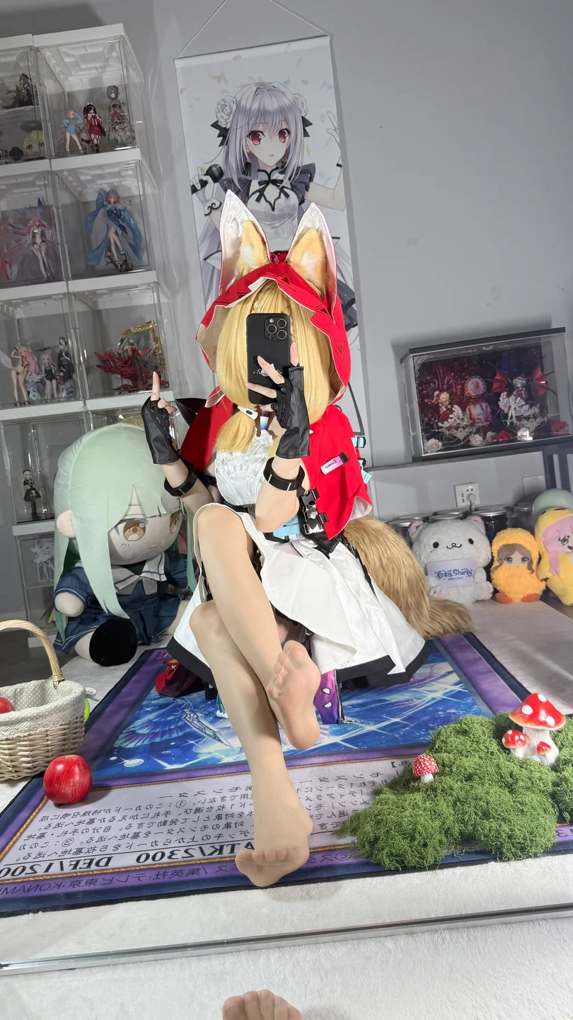Coser@Bai Li Shirly - No.059 Arknights Luo Xi (148 photos + 29 videos) - Bai Li Shirly (白栎Shirly) - Photo 68 of 148