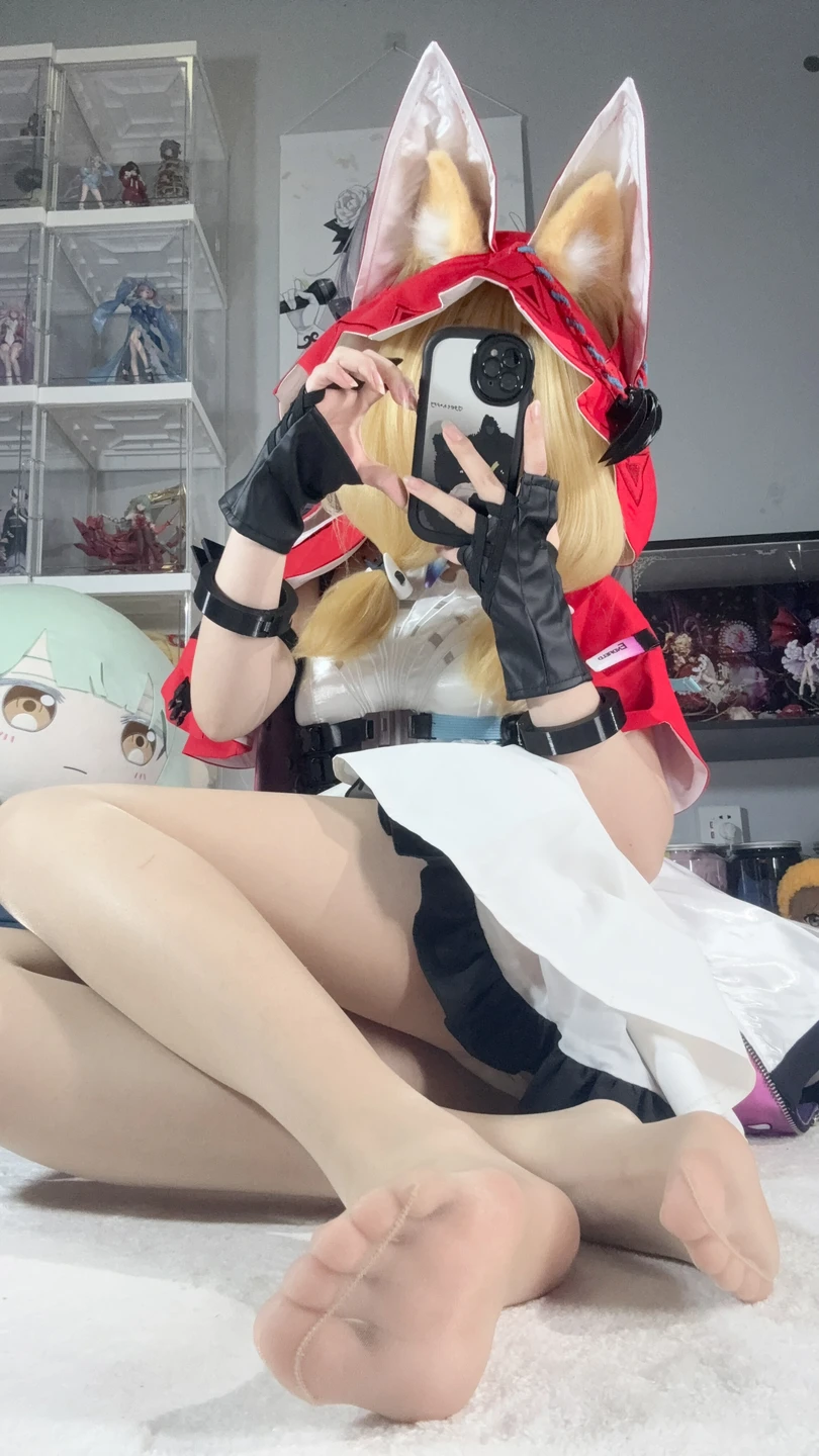 Coser@Bai Li Shirly - No.059 Arknights Luo Xi (148 photos + 29 videos) - Bai Li Shirly (白栎Shirly) - Photo 74 of 148
