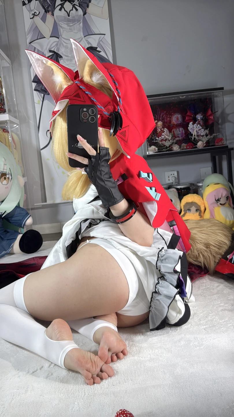 Coser@Bai Li Shirly - No.059 Arknights Luo Xi (148 photos + 29 videos) - Bai Li Shirly (白栎Shirly) - Photo 84 of 148