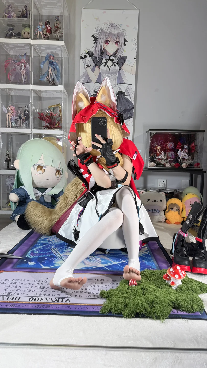 Coser@Bai Li Shirly - No.059 Arknights Luo Xi (148 photos + 29 videos) - Bai Li Shirly (白栎Shirly) - Photo 100 of 148