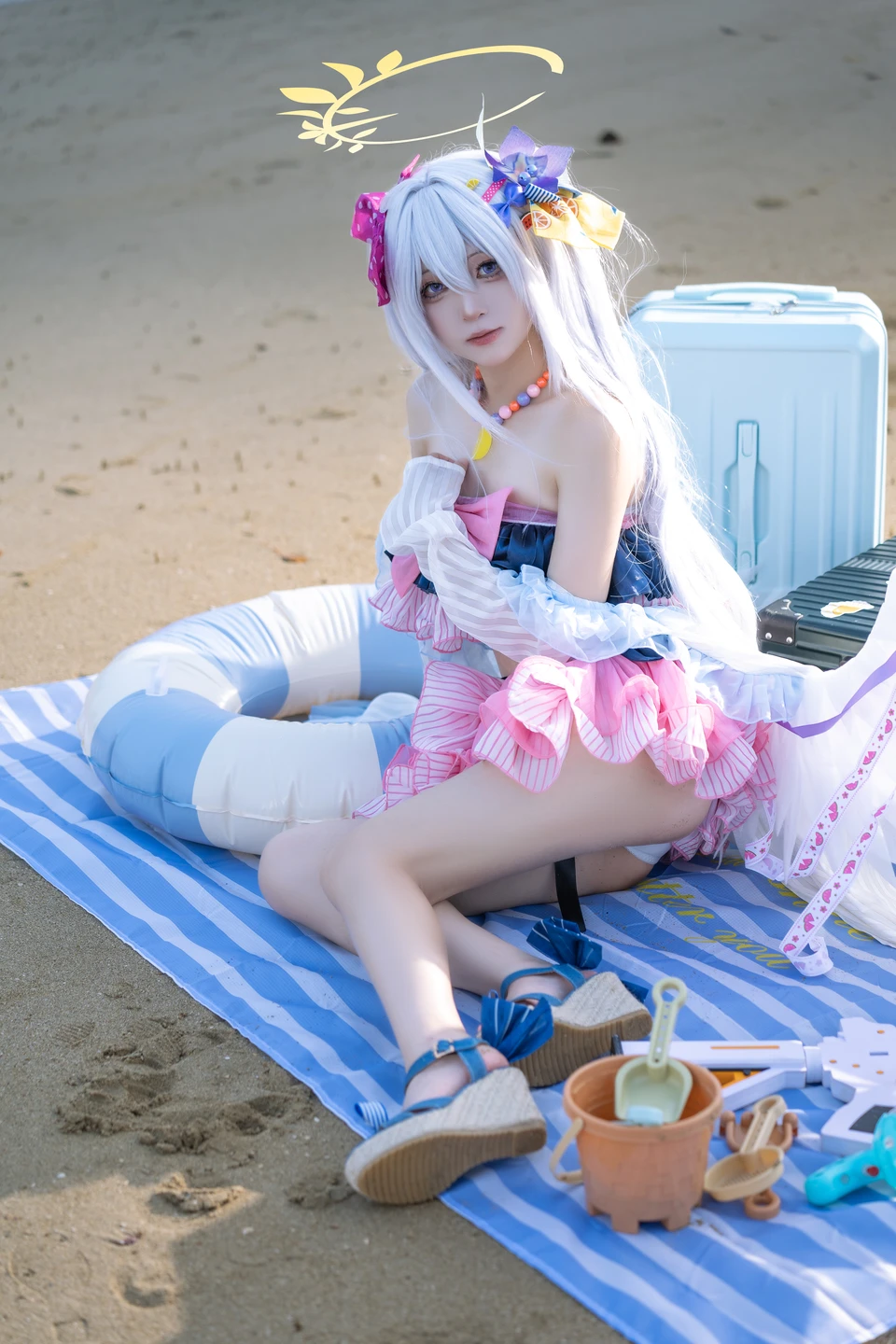 Coser@Shi Liang Yu - No.029 Blue Archive Shiroko Swimsuit (29 photos) - Shi Liang Yu (矢量鱼) - Photo 12 of 29
