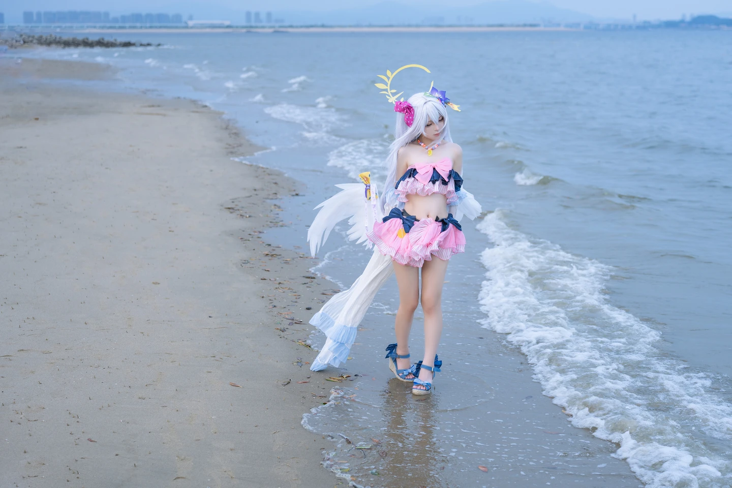 Coser@Shi Liang Yu - No.029 Blue Archive Shiroko Swimsuit (29 photos) - Shi Liang Yu (矢量鱼) - Photo 26 of 29